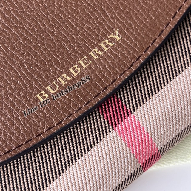 Burberry專櫃新款女士短夾錢包 巴寶莉拼色翻蓋短錢包 yxb1450